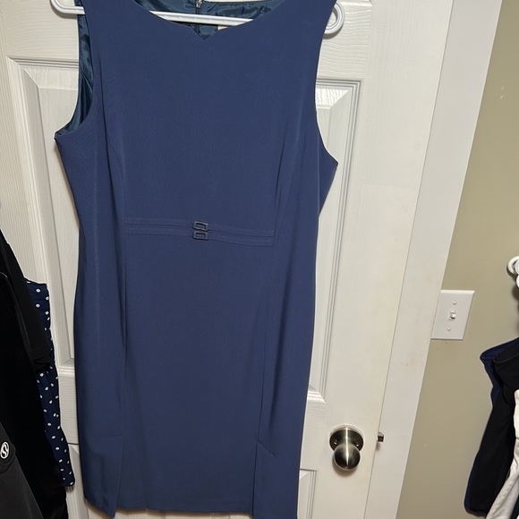 Melrose petites beautiful dress - Picture 9 of 11